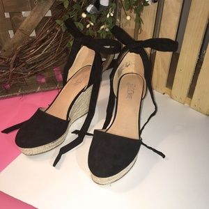 Size 8 Black Lace Up Wedges